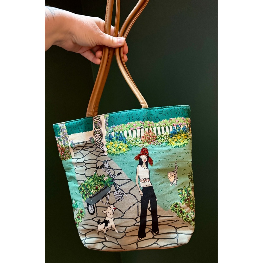 Bueno Garden‎ Print Tote Bag